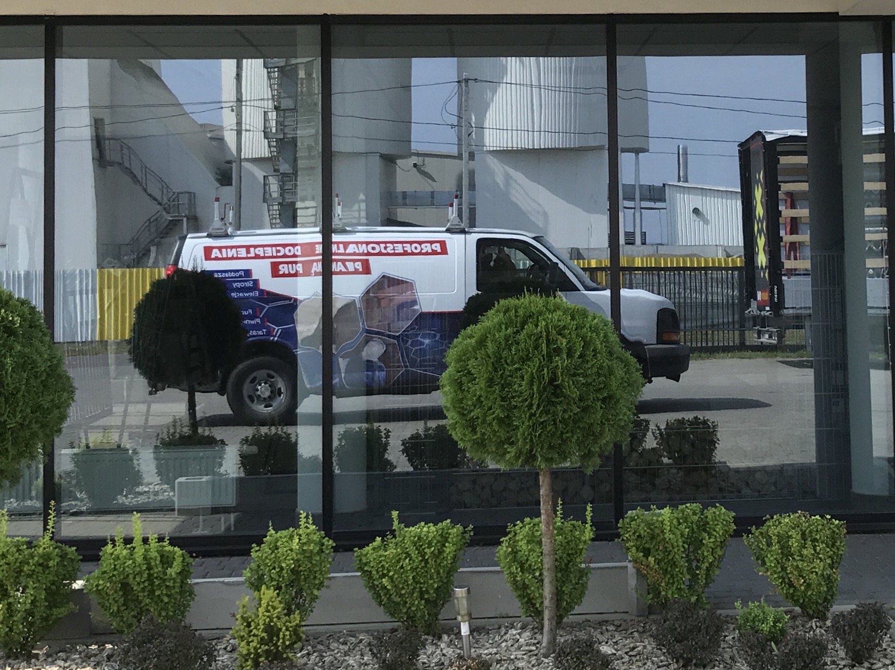  - Izolacja pianą PUR Rzeszów, Ocieplenia pianą PUR Rzeszów - CHATASYSTEM